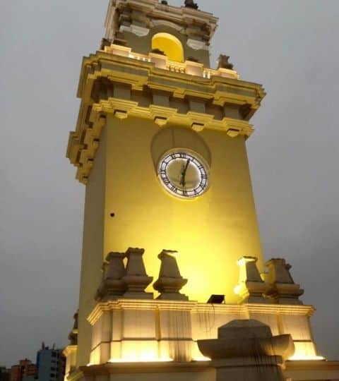 Sistema de iluminación de reloj en Miraflores